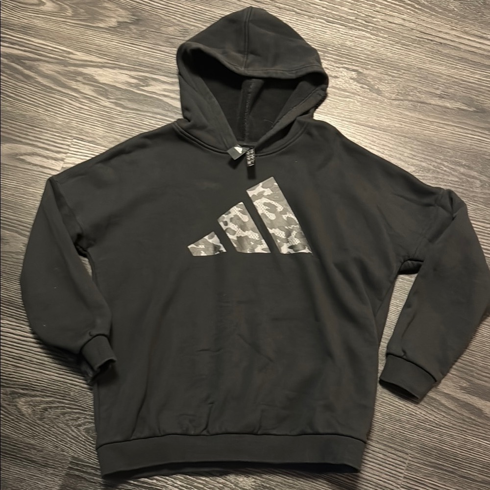 🍍Adidas hoodie🍍Sz XS🍍pit to pit 23”🍍length 25”-Y1